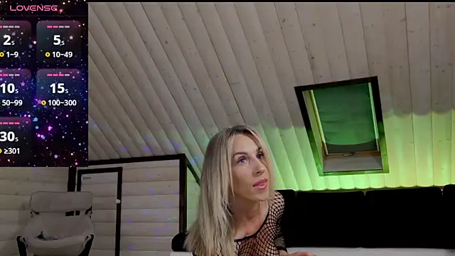 MissEla online show from 09-28-25, 06:31