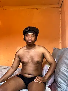 Snapshot of Babeyfacee chatting on 10-27-25, 09:21 Babeyfacee online show from 10-27-25, 09:21