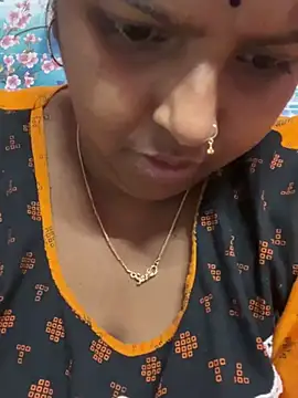 Beauty-queen online show from 03-17-25, 04:54