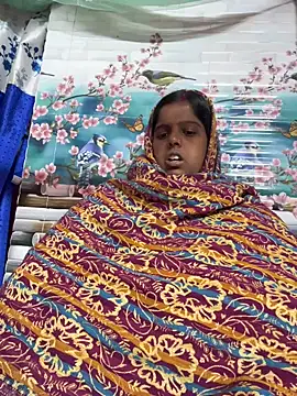 Beauty-queen online show from 12-15-25, 10:21