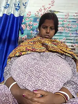 Beauty-queen online show from 02-26-26, 01:33