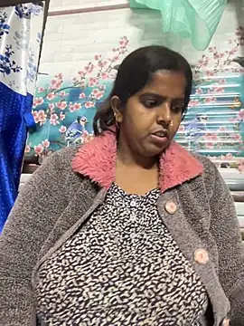Beauty-queen online show from 02-27-25, 01:07