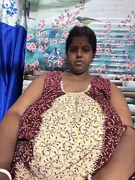 Beauty-queen online show from 03-18-26, 11:35