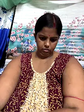 Beauty-queen online show from 09-28-25, 11:50