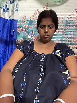 Beauty-queen online show from 03-23-26, 11:10