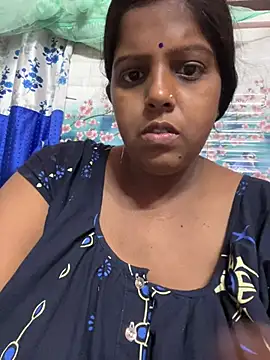 Beauty-queen online show from 04-14-26, 02:44