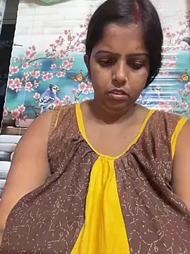 Beauty-queen online show from 10-18-25, 11:12