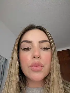 Alirawrz online show from 03-21-26, 09:03