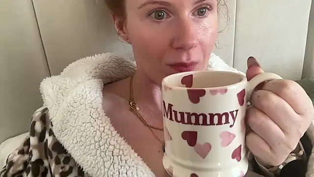 redheadrosie69 online show from 09-25-25, 09:04