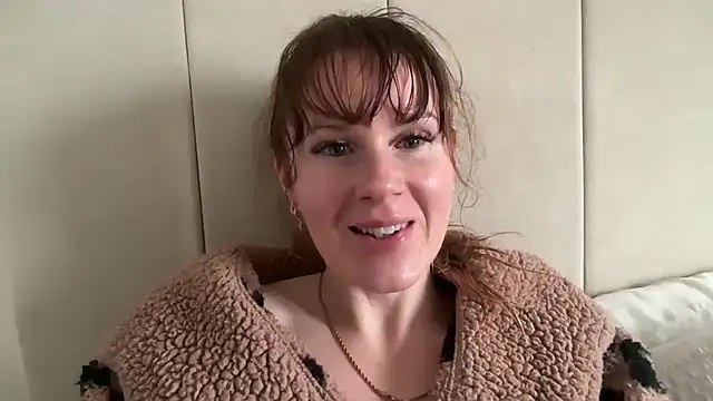 redheadrosie69 online show from 11-27-25, 09:54