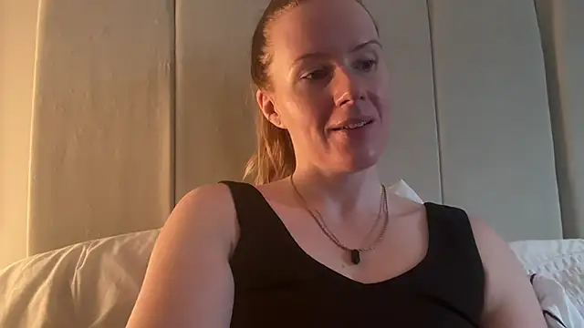 redheadrosie69 online show from 10-03-25, 07:10