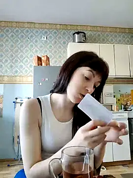 NikaXBerry online show from 01-13-25, 07:32