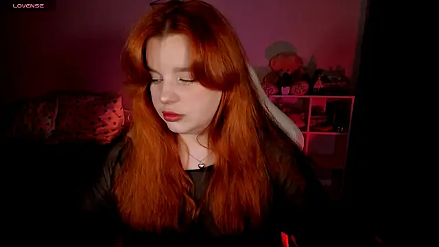  Lisa x online show from 10-07-25, 02:29