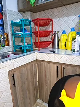 Hotfirespicegiri245 online show from 12-04-25, 03:33