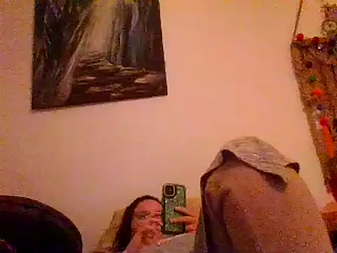 Snapshot of juicyrubies chatting on 03-22-25, 02:36 juicyrubies online show from 03-22-25, 02:36