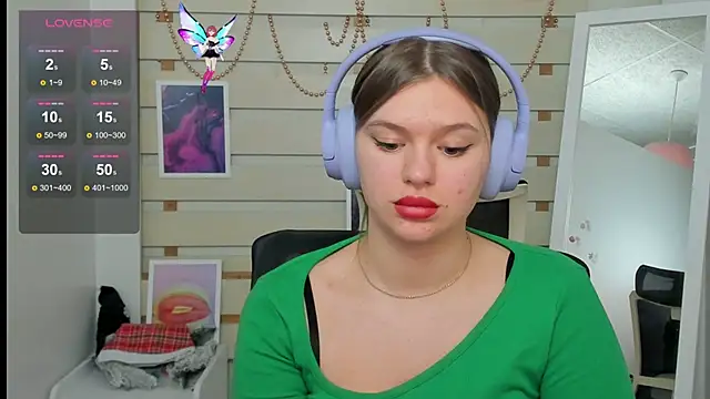 Josephine Kiss online show from 03-21-25, 04:40