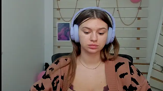 Josephine Kiss online show from 02-26-25, 01:54