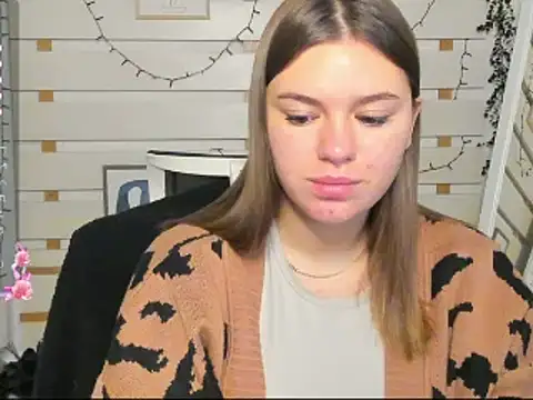 Josephine Kiss online show from 11-27-25, 07:09