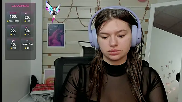 Josephine Kiss online show from 03-09-25, 07:45