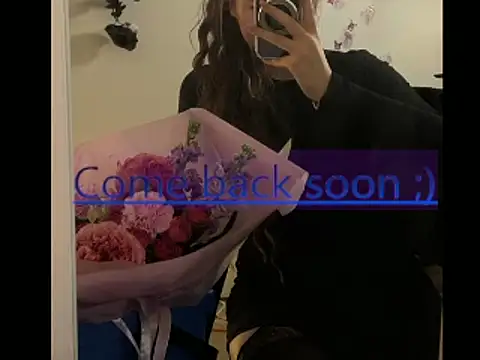 Josephine Kiss online show from 05-20-26, 12:24
