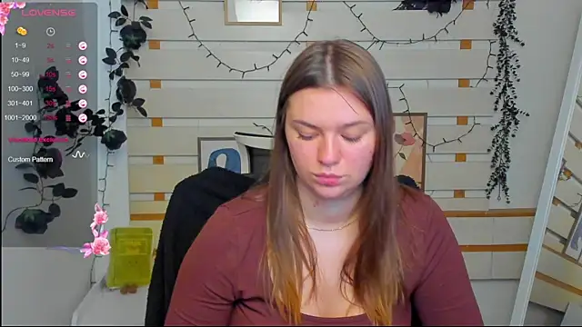 Josephine Kiss online show from 05-04-26, 12:30