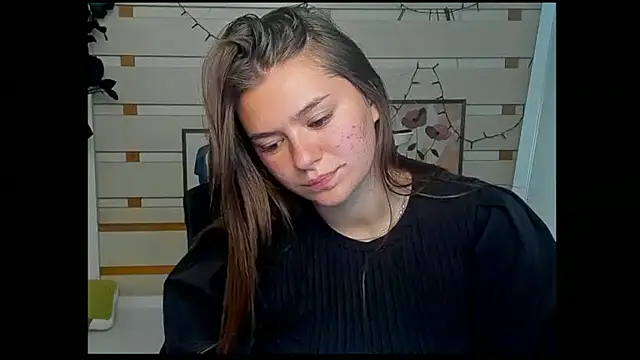 Josephine Kiss online show from 06-18-26, 01:27