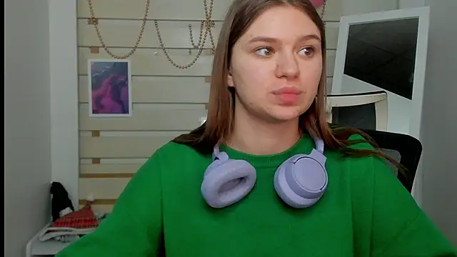 Josephine Kiss online show from 02-21-25, 04:26