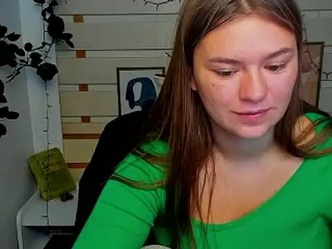 Josephine Kiss online show from 07-09-26, 10:04
