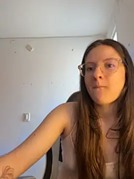 Snapshot of livgomez chatting on 03-15-26, 02:13 livgomez online show from 03-15-26, 02:13