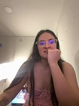 livgomez online show from 02-26-25, 01:36