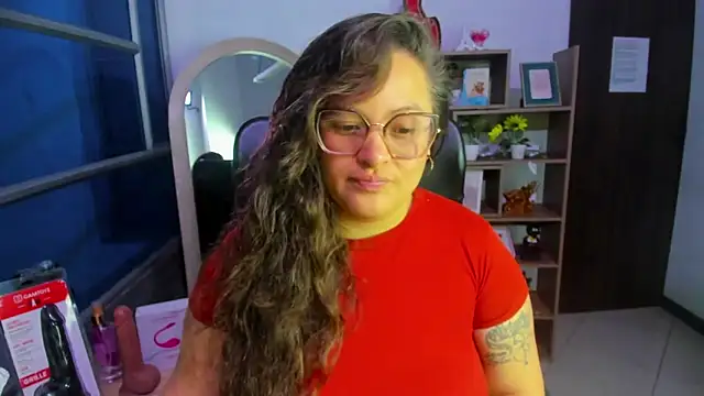 SaraThomso online show from 09-30-25, 03:23