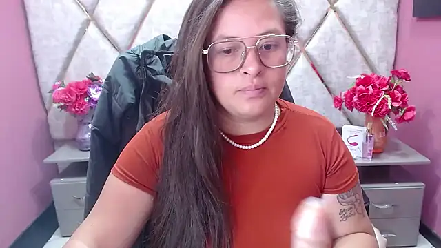 SaraThomso online show from 03-16-25, 02:53