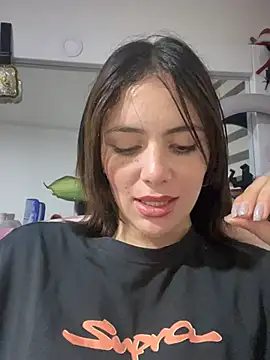 Lorraine Leon online show from 03-04-25, 03:00