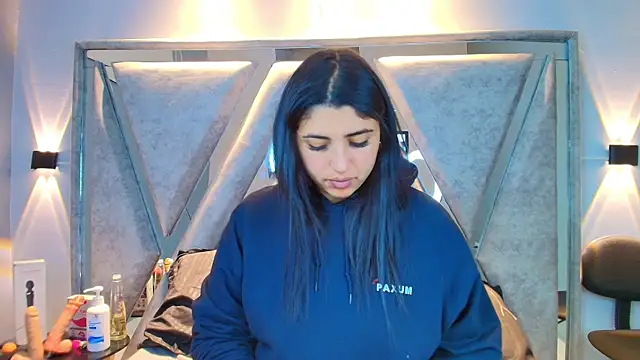 Danna 777  online show from 10-11-25, 11:50