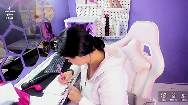 Danna 777  online show from 11-11-25, 11:53