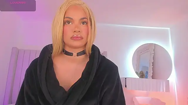 Shelynna azzul online show from 11-27-25, 08:09