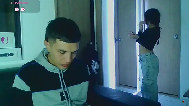 Tifanny Sweett online show from 01-08-26, 03:01