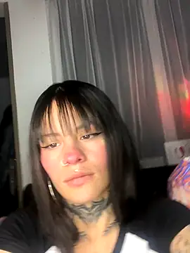 Tifanny Sweett online show from 10-23-25, 04:44