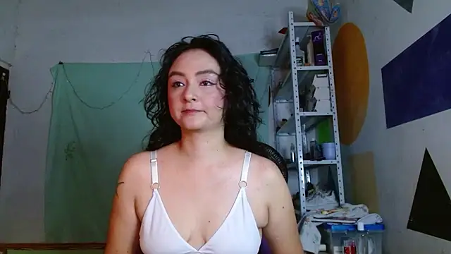 Snapshot of Kaory_32 chatting on 06-03-26, 02:33 Kaory 32 online show from 06-03-26, 02:33