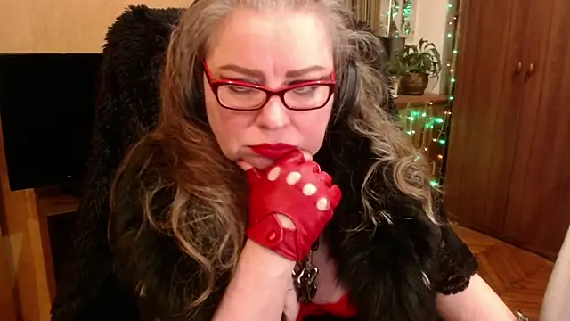 Snapshot of Miss_Tress chatting on 01-31-25, 04:06 Miss Tress online show from 01-31-25, 04:06