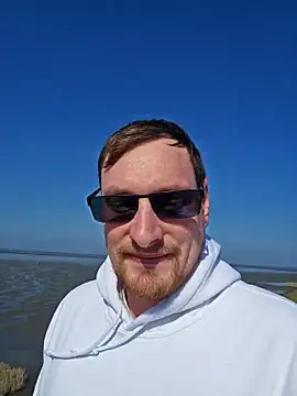 Relsxboy online show from 03-21-25, 12:06