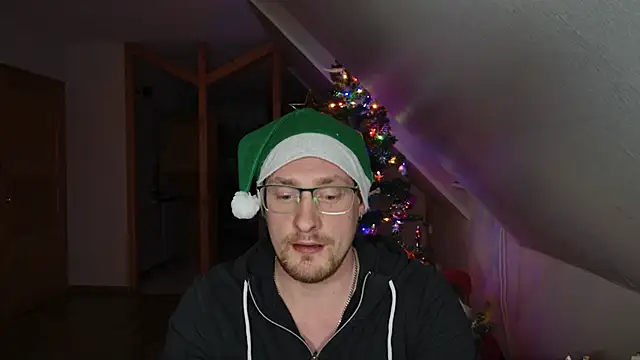 Relsxboy online show from 12-20-24, 05:51