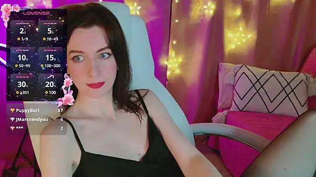 AndreaAshton online show from 12-18-24, 07:41