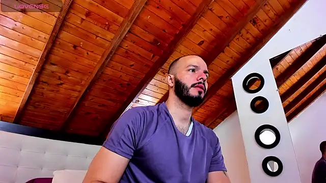 Tom Bailey online show from 12-05-25, 12:48