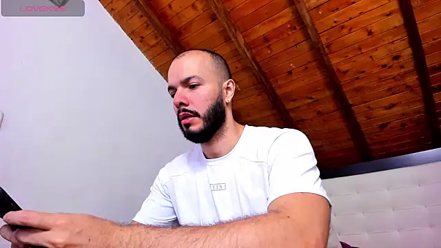 Tom Bailey online show from 03-24-26, 01:00