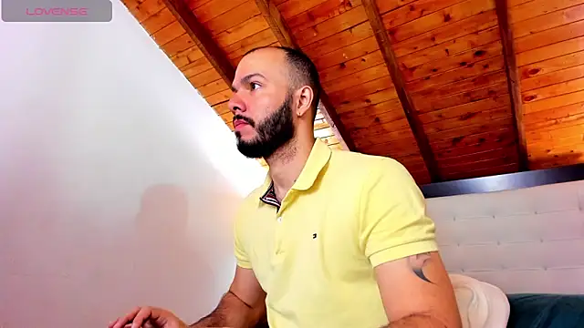 Tom Bailey online show from 10-27-25, 12:50