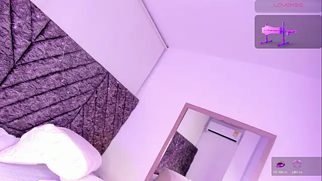 ALONDRAMILF online show from 04-07-26, 12:23