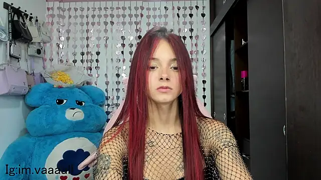 lucyy tay online show from 01-27-25, 11:54