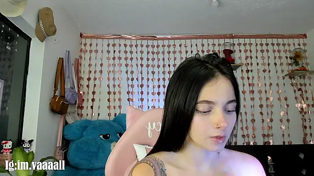 lucyy tay online show from 09-10-25, 09:58