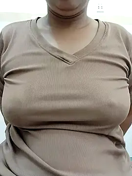 Lanyingxin18 online show from 12-17-25, 06:40